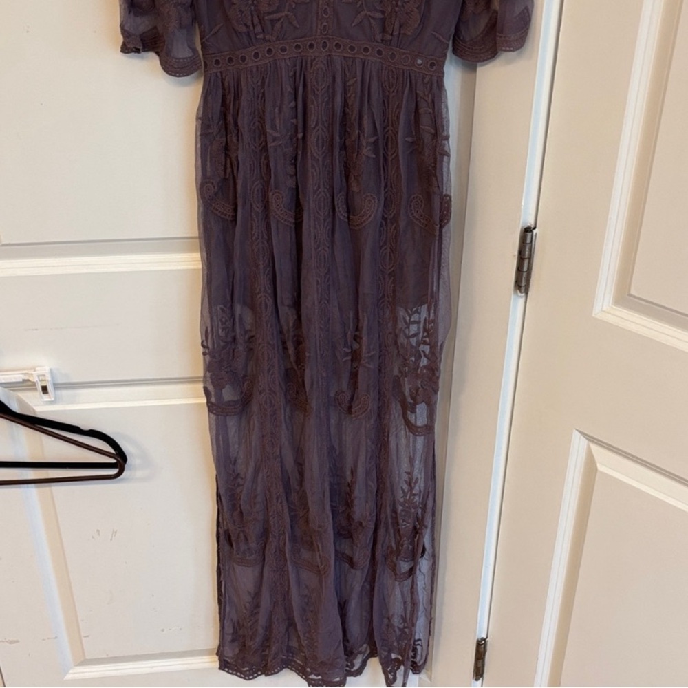 Wishlist Sheer Lace Maxi Dress in Purple - Picture 4 of 8